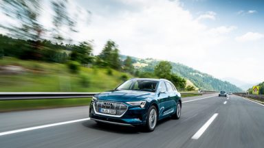 Audi e-Tron S: performance con tre motori elettrici