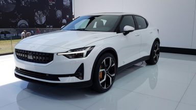 Polestar 2: avviata la produzione dell'anti Tesla Model 3