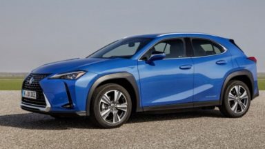 Lexus UX 300e: garanzia sulle batterie di 10 anni