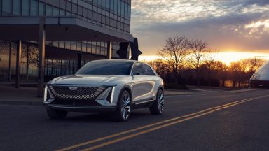 Cadillac Lyriq: ecco il crossover elettrico made in USA