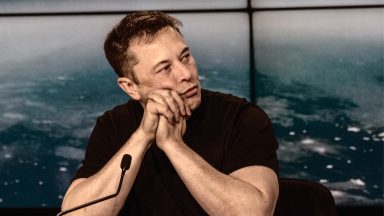 Paperoni hi-tech: Elon Musk supera Bill Gates