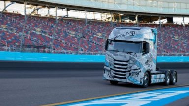 Nikola Tre: ecco il nuovo camion EV in arrivo nel 2021