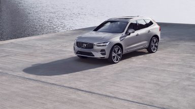 Volvo XC60: le prime caratteristiche del restyling