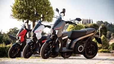 Seat Mò 125: il nuovo scooter a propulsione elettrica