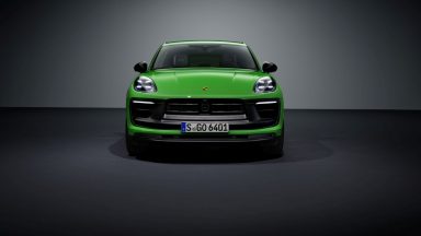 Porsche Macan: il nuovo restyling per la SUV premium media