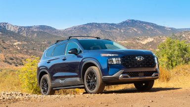 Hyundai Santa Fe: look da fuoristrada con l'allestimento XRT