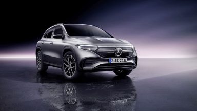 Mercedes-Benz EQA: ecco la versione 250 per la SUV elettrica