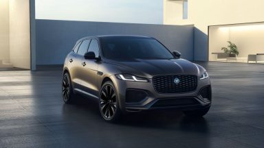 Jaguar F-Pace: la versione speciale Sport ibrida Mild Hybrid