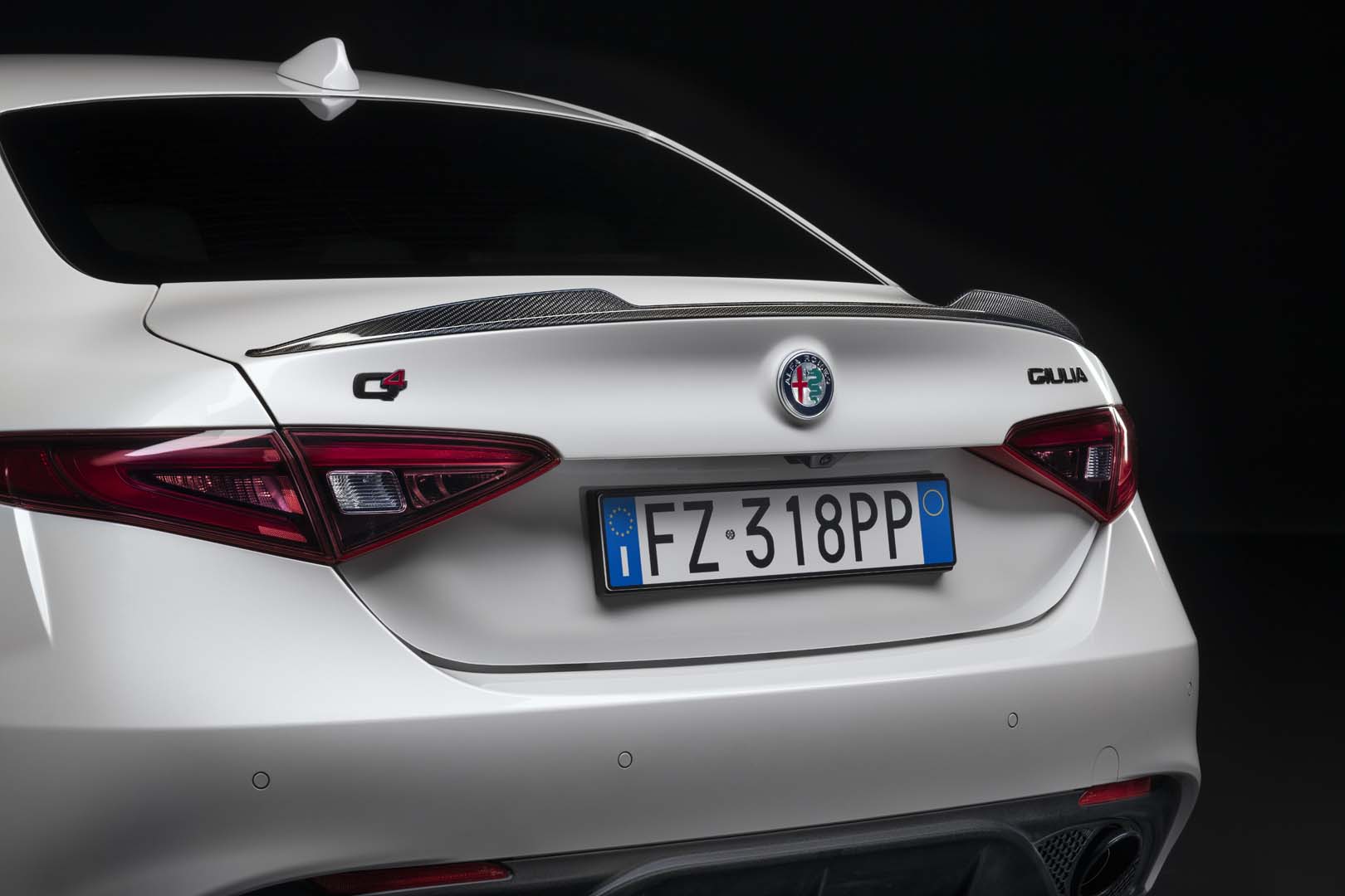 Alfa Romeo  Giulia, foto degli esterni