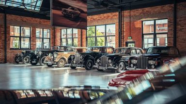 Bentley celebra la sua storia nel nuovo Heritage Garage