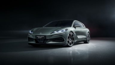 Denza Z9GT: la versione europea del premium brand di BYD