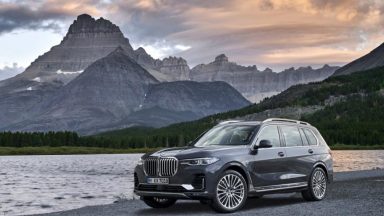 BMW X7: col restyling sarà anche ibrida Plug-In Hybrid