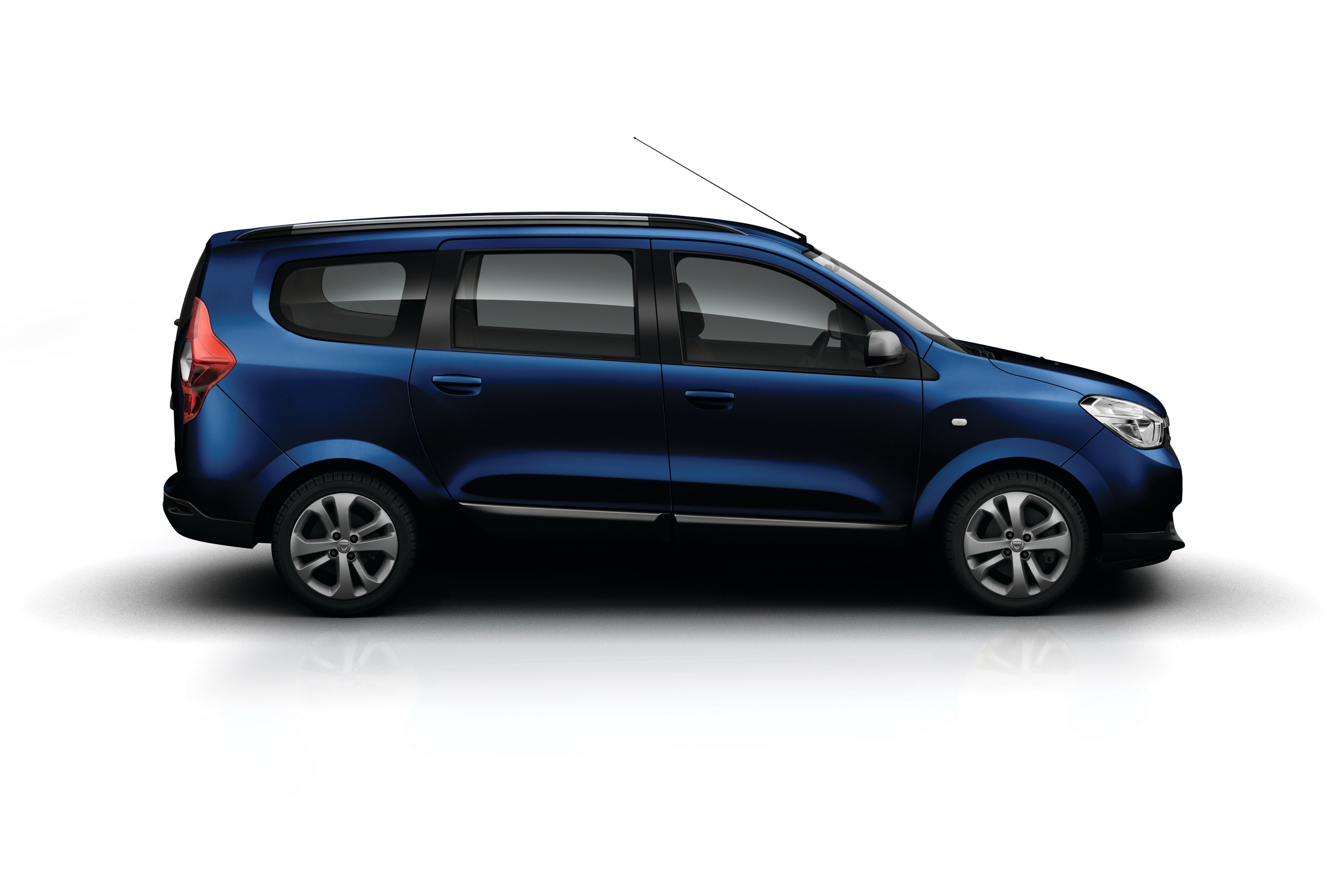 Dacia lodgy размеры