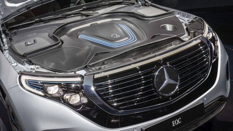 Foto del motore di Mercedes-Benz EQC EQC 400 MATIC Sport