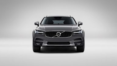 Volvo: le novità per le versioni Recharge Plug-In Hybrid